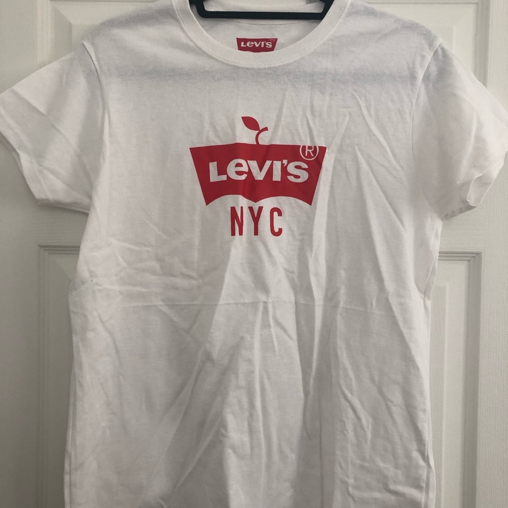 Levi’s Screenprinted Cotton Tee (unisex, Medium)